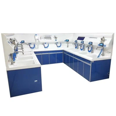 Poste de travail de nettoyage d'endoscopes